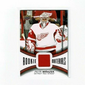2013-14 Upper Deck Rookie Materials #RMPM Petr Mrazek - Bild 1 von 2
