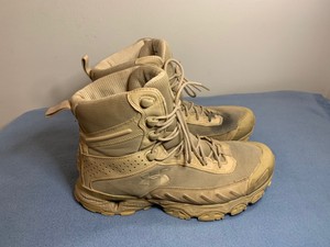 under armour tan boots