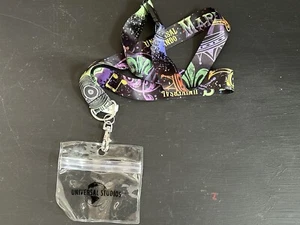 NEU Universal Studios Orlando schwarz grün lila Karneval Ausweishalter & Schlüsselband - Bild 1 von 7