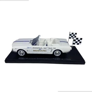 American Car Collection 1:24 Scale Indy 500 1964 Ford Mustang Pace Car - Picture 1 of 4