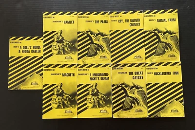 Teacher's Mixed Lot Set Of 9 Cliffs Notes Shakespeare, Fitzgerald, Twain, Paton+ - Image 1 of 3