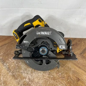 DeWalt DCS578 FLEXVOLT 60V MAX 7-1/4" cordless Circular Saw - Tool Only - Picture 1 of 17