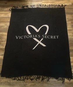 Victorias Secret Pink Throw Blanket w/ Fringe Black and Pink 60” X 48” - Picture 1 of 5