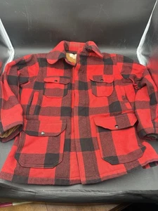 Vtg Woolrich 505 Buffalo Plaid Mackinaw Wool Cruiser Hunting Coat Jacket 44 - Picture 1 of 9