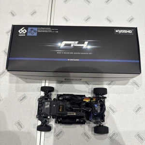 Kyosho MINI-Z Racer MR-04EVO2 Chassis Set 2WD With Tires Bearings Futaba RX - Picture 1 of 9