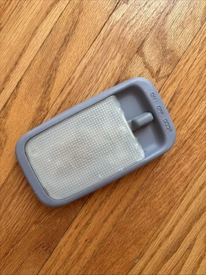 Toyota T100 Tacoma 1993-1998 4Runner azul gris mapa trasero luz domo fabricante de equipos originales Foto 1 de 4