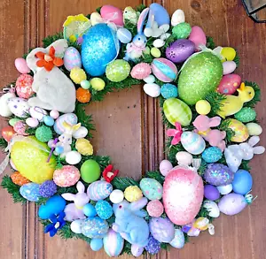 ÚNICA CORONA DE PASCUA KITSCH DE 22 PULGADAS VINTAGE, CONEJITOS, HUEVOS Y MÁS - Imagen 1 de 10