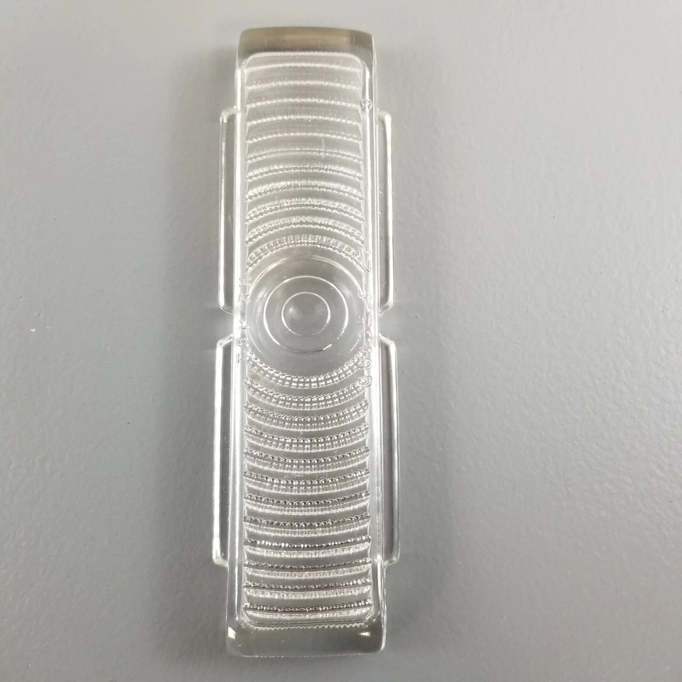 Nuevo NOS 1947 Pontiac Streamliner Torpedo Guardabarros Derecho Lente Vidrio 5936792 Foto 1 de 4