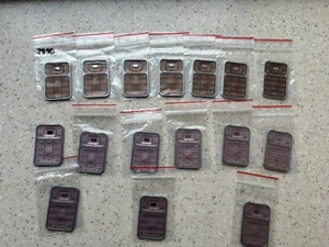 Nokia 7390 Brand New 100% Genuine Original Keypad Set 16 Pcs. Brown/Pink - Afbeelding 1 van 1