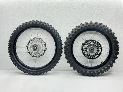 Juego de ruedas delanteras traseras Suzuki RMZ450 2018 Dunlop llanta de 21/19 pulgadas piñón buje rotor Foto 1 de 4