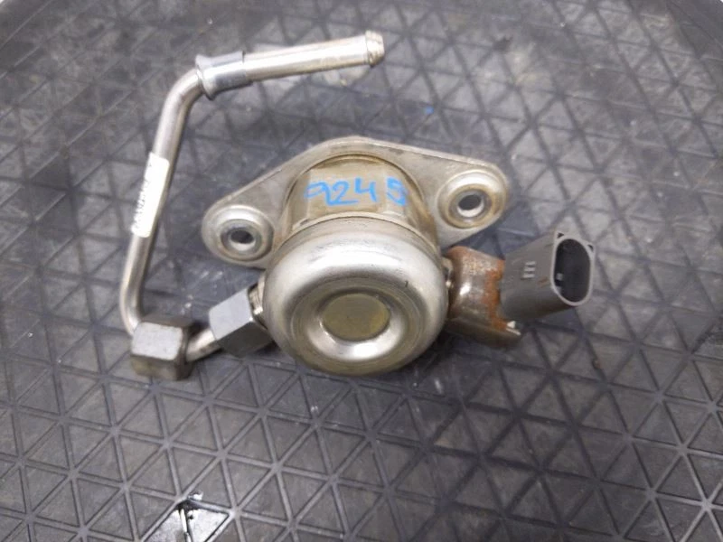 Fuel Pump 246 Type B250 Gasoline Engine Fits 13-19 MERCEDES B-CLASS 740291 - Image 1 of 4