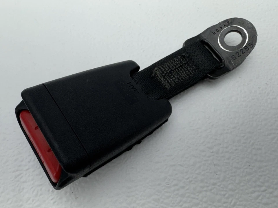 Lexus RC300 RC350 2015-2019 trasero izquierdo/derecho cinturón de seguridad hebilla OEM Foto 1 de 4