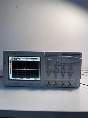Osciloscopio de 4 canales Agilent 54832B Infiniium 1 GHz 4 GSa/s Foto 1 de 4