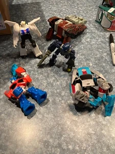 lot of transformers optimus/dozer/plane/                                    2160 - Picture 1 of 11