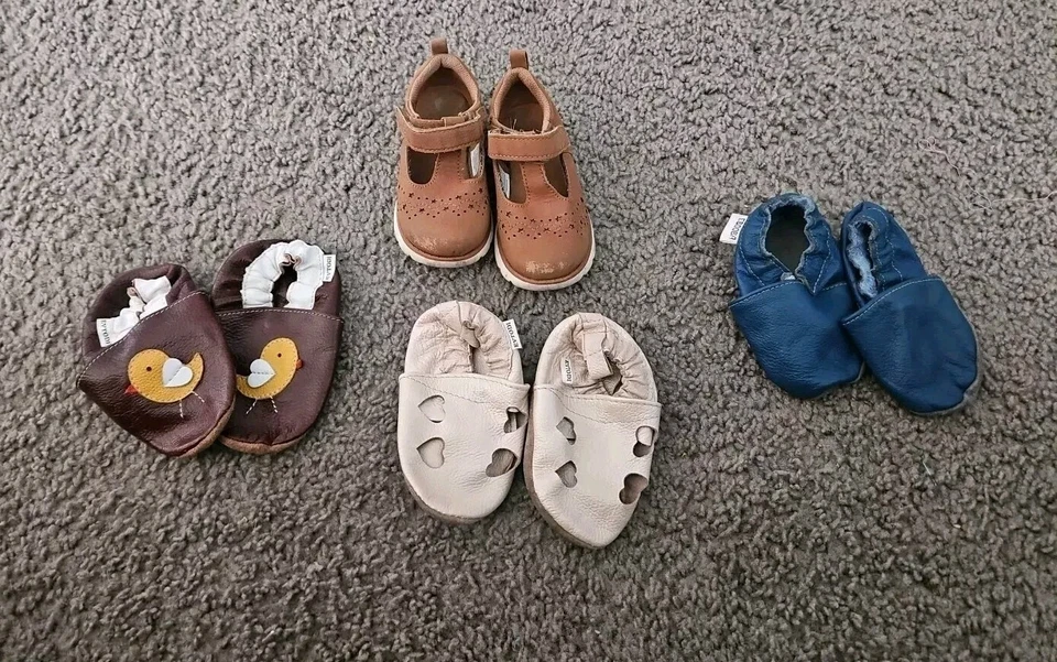 Toddler Girls Stride Rite Size 7 Shoes Plus Bonus 3 Pairs Of Various Soft Shoes - Image 1 of 4