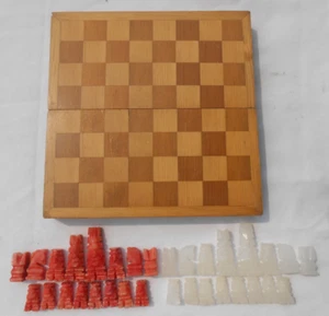 Vintage mexikanisches aztekisches rot & weiß Marmor/Onyx Schachspiel handgeschnitzte Figuren - Bild 1 von 20