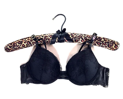 Victoria's Secret-34A-Sujetador acolchado push-up muy sexy-negro imitación cuero y encaje Foto 1 de 4