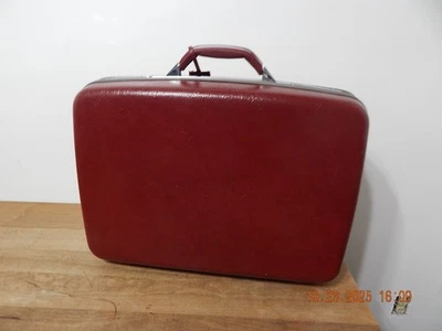 VTG SAMSONITE PROFILE II HARD LUGGAGE BURGUNDY  24" - Image 1 of 4
