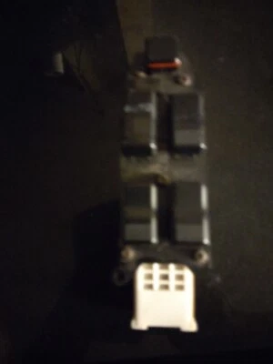 Subaru Legacy Master 1990-1994, interruptor de ventana del conductor Foto 1 de 2