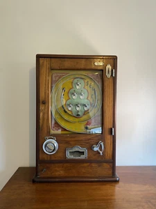 Vintage 1930s Penny Arcade Machine – Cigarette Trade Ball Game – Fully Working - Picture 1 of 9