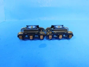 2 Lionel MTH O Gauge 6-Wheel Truck Frame and Wheels Parts *H - Picture 1 of 3