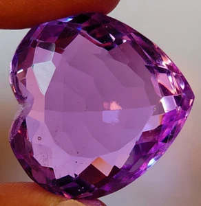 AAA+ 98 quilates grande corazón de turmalina corte facetado piedras preciosas sueltas para anillo y colgante - Imagen 1 de 7