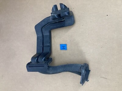 1998-2005 Land Rover Freelander 1 ECU Cooling Duct Tubes yp0100070 OEM #3090M - Image 1 of 4