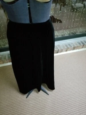 NUEVO CON ETIQUETAS Falda Eileen Fisher Negra Terciopelo Lateral Sesgo Dividido Línea A Hasta la pantorrilla talla L Foto 1 de 4