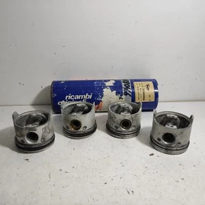 SERIE PISTONI STANTUFFI MAGG. 0.4 FIAT 127 - 850 F - T - 900 T ORIGINALE 5880466 - Picture 1 of 4
