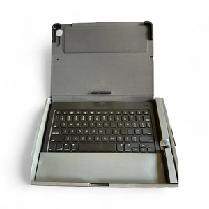Teclado Bluetooth ZAGG Messenger Folio 2 para iPad - Imagen 1 de 3