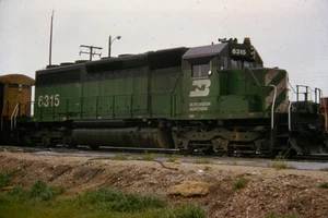 BN BURLINGTON NORTHERN 6315 FORT WORTH TX 1973 KODACHROME TRAIN SLIDE - Picture 1 of 1