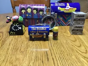 BEATLES SALT AND PEPPER SHAKERS, LUNCH BOXES, ALARM CLOCK - LOT - Picture 1 of 7