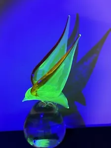 Murano Uranium Vaseline Glass Bird Huge - Picture 1 of 8