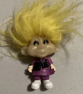 1993 GLO TROLL "SNAPS DOLL Burger King Kids Glow In The Dark Head Yellow Hair 1B - Picture 1 of 3
