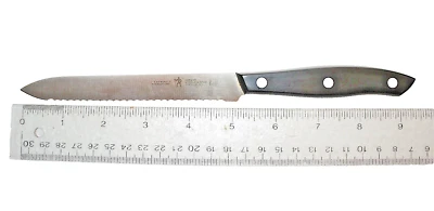 Zwilling J.A. Henckels 5 in. Utility Knife Sub Bread Serrated edge cutting knife Foto 1 de 4