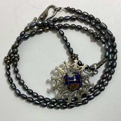 Colgante Globo Giratorio Incrustación Amor Alrededor del Mundo Perla Pavo Real Plata de Ley De Colección Foto 1 de 4