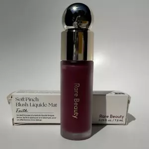 Raro Beauty di Selena Gomez Soft Pinch Dewy Liquid Blush Faith Deep Berry opaco - Foto 1 di 9