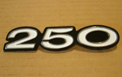 250 SIDE COVER BADGE for KAWASAKI S1 250 S1C - 1975 Brand New Metal Emblem KS70 - Image 1 of 2