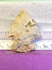 Artifact finely made Snyder point made of Mozarkite chert from Miller co Mo. - Picture 1 of 5