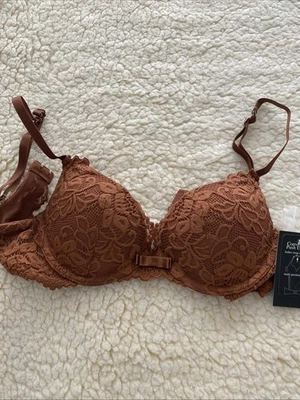 Frederick's of Hollywood NWT womens bra 32A Jessica push up lace convertible - Image 1 of 4