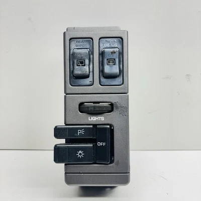 Luz principal Chevrolet S10 Blazer 1988-1994 con interruptor de luz antiniebla OEM 15561024 Foto 1 de 4