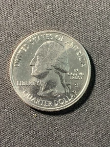 2013 S Mount Rushmore National Memorial Quarter Coin LEGGERE DESCRIZIONE (A) - Foto 1 di 6