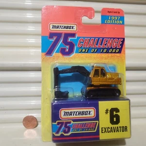 Matchbox 1997 Gold Challenge 75 #6 EXCAVATOR Nu in Nu Caja Como Nueva en Paquete de Burbujas C9 - Imagen 1 de 3