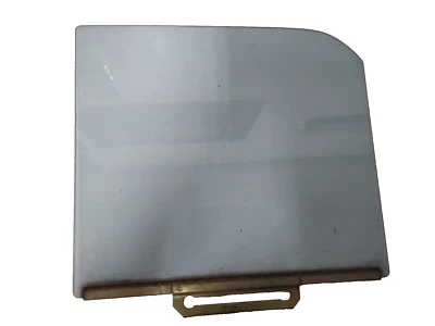 Ford Courier, Mazda B2000 : 1972, 1973-1984, Right or Left Front Door Glass - Image 1 of 4