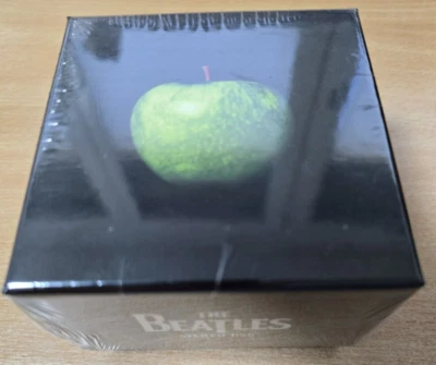 The Beatles, 13 Albums Stereo USB BOX Limited Apple in Box Music Video Pictures - Bild 1 von 4