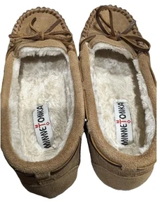 Minnetonka leather Lined suede Moccasin women Sz US7 Brown - Picture 1 of 8