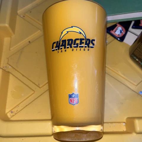 1 SAN DIEGO CHARGERS 20oz INSULATED, ACRYLIC TUMBLERS FROM DUCK HOUSE Cover