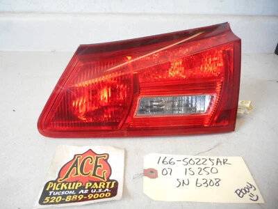 06-08 Lexus IS250 IS350 08-14 IS F OEM Passenger's Lid Mounted Tail Lamp Light Foto 1 de 4