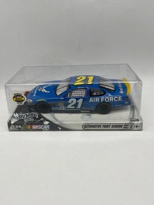 2004 Rickey Rudd Air Force Nascar 1/24 Alternate Paint Scheme Hot Wheels Mattel - Image 1 of 4