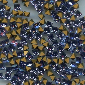 4401 4 TA *** 20 Swarovski Strasssteine Vintage eckig Ref. 4401 4mm TANSANIT - Bild 1 von 2